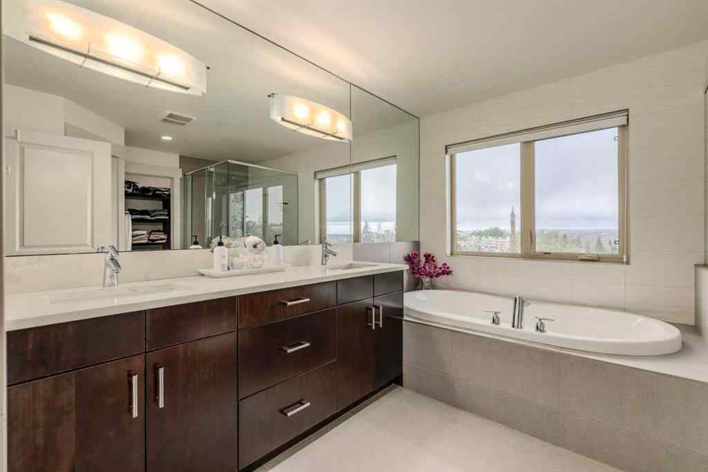 MLS® A2270586 - 1441 23 Street SW in Scarboro Calgary, Residential