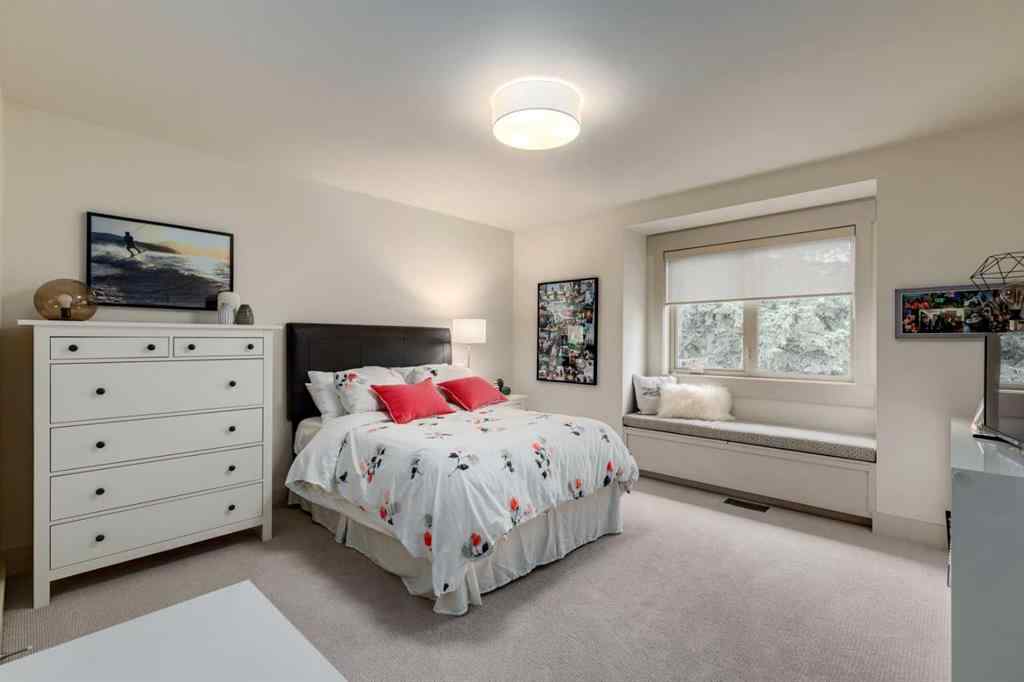 MLS® A2270586 - 1441 23 Street SW in Scarboro Calgary, Residential