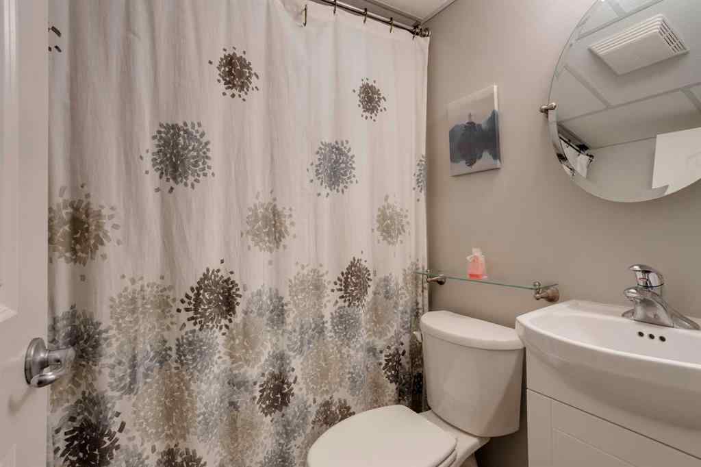 MLS&reg; # A2270592 - Unit #1 219 17 Avenue NE in Tuxedo Park Calgary, Residential Open Houses