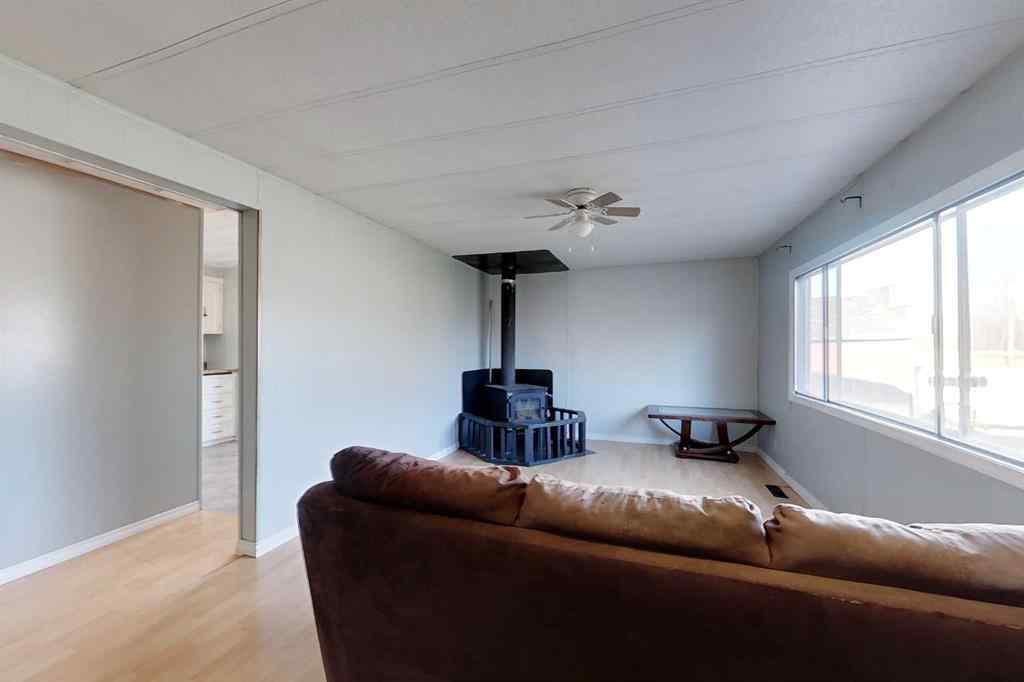 MLS&reg; # A2270593 - 32 1 Street  in NONE Kinuso, Residential Open Houses