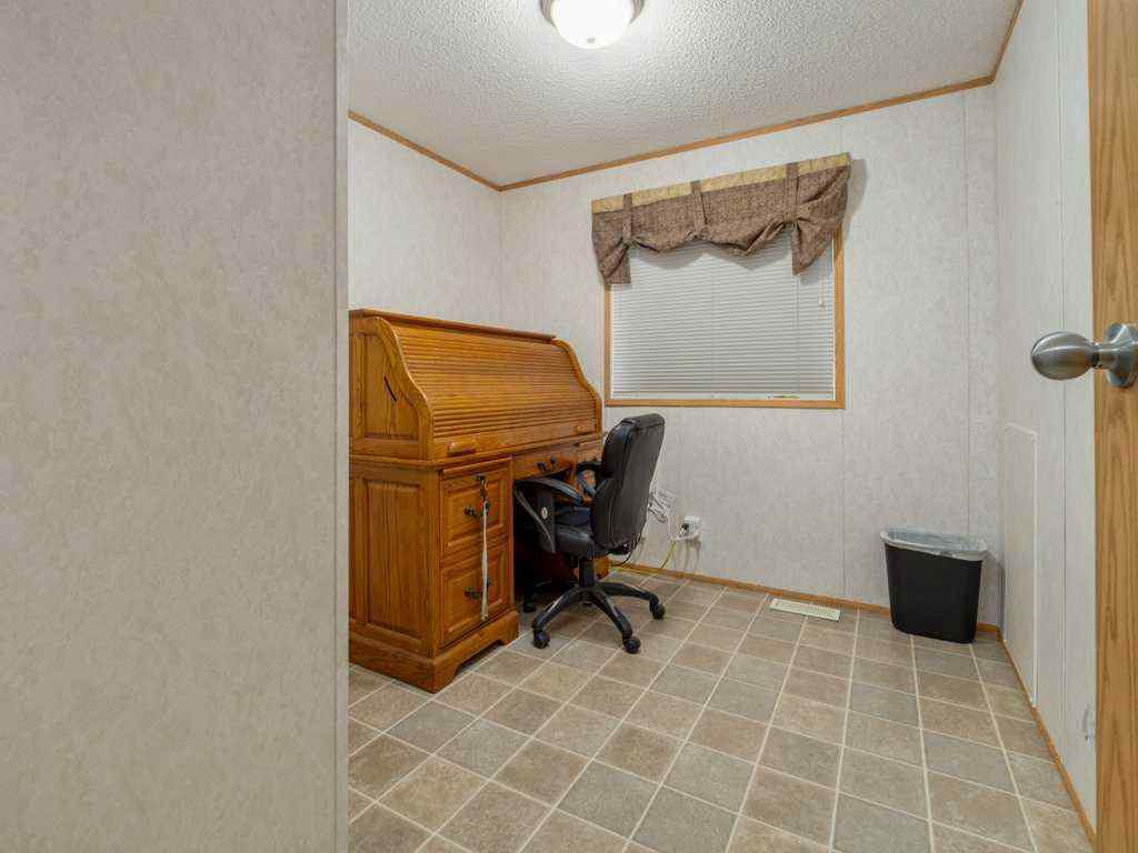 MLS&reg; # A2270594 - 206 Station Boulevard  in NONE Coaldale, Mobile Open Houses