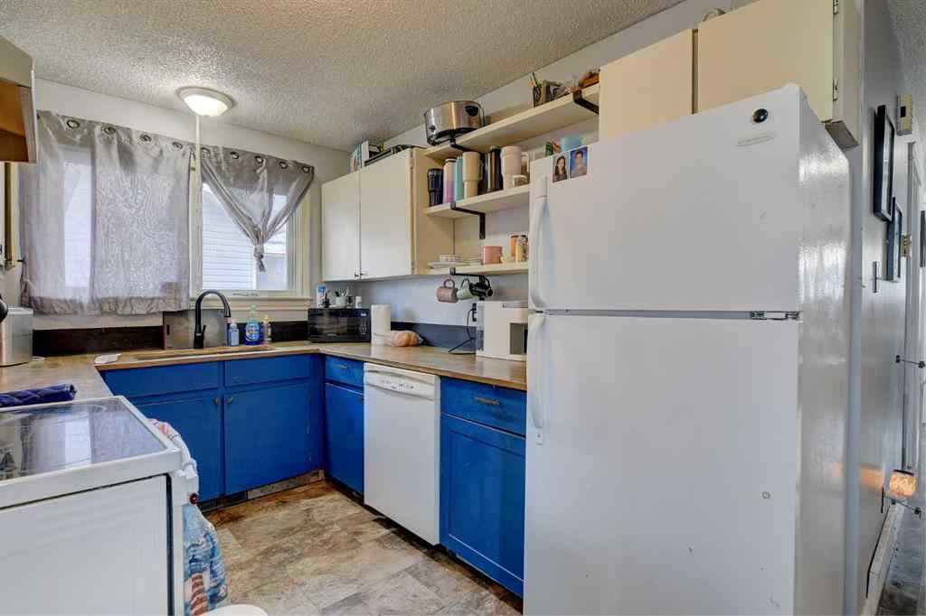 MLS&reg; # A2270600 - 9809 98 Avenue  in NONE Sexsmith, Residential Open Houses