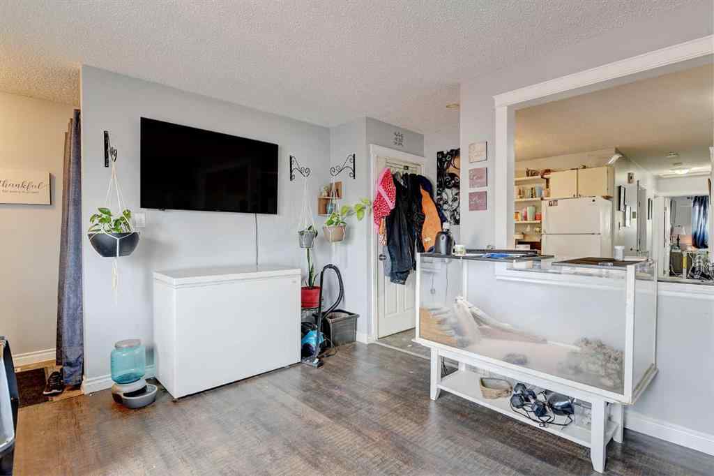 MLS&reg; # A2270600 - 9809 98 Avenue  in NONE Sexsmith, Residential Open Houses