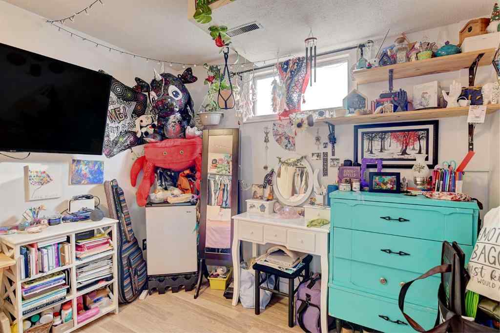 MLS&reg; # A2270600 - 9809 98 Avenue  in NONE Sexsmith, Residential Open Houses