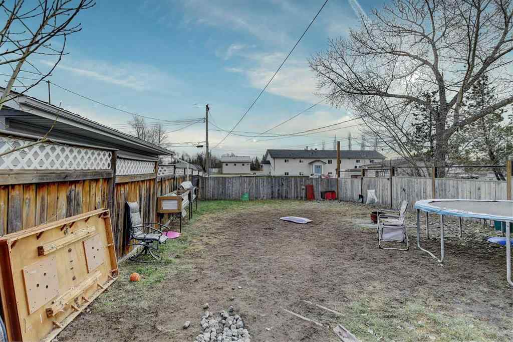 MLS&reg; # A2270600 - 9809 98 Avenue  in NONE Sexsmith, Residential Open Houses