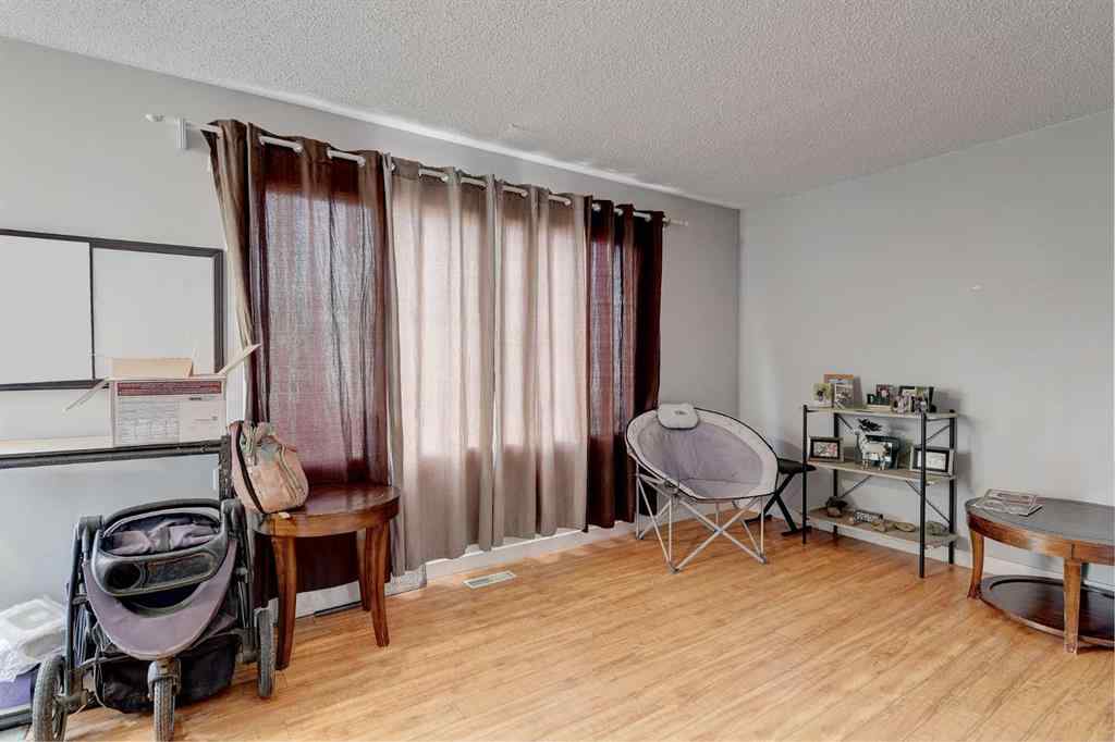 MLS&reg; # A2270600 - 9809 98 Avenue  in NONE Sexsmith, Residential Open Houses