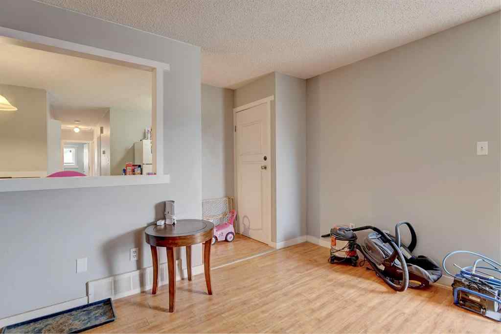 MLS&reg; # A2270600 - 9809 98 Avenue  in NONE Sexsmith, Residential Open Houses