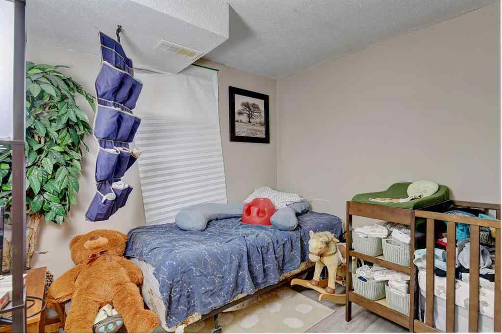 MLS&reg; # A2270600 - 9809 98 Avenue  in NONE Sexsmith, Residential Open Houses