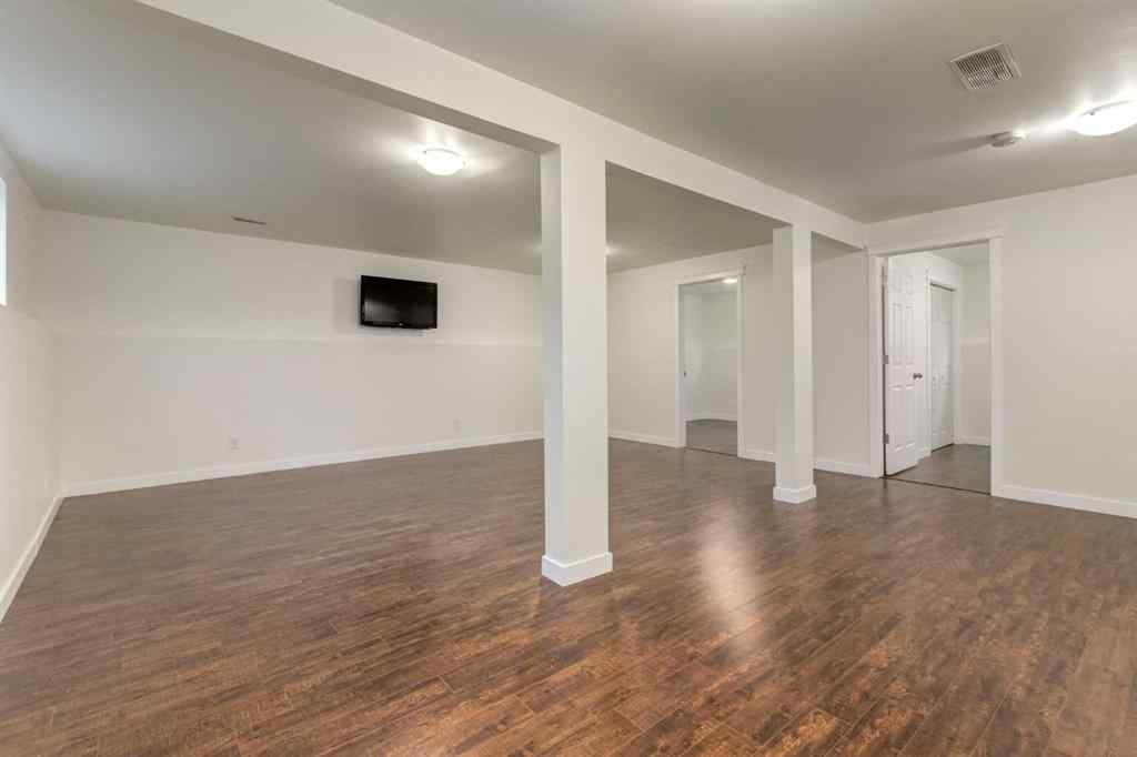 MLS® # A2270603 - 8 Canoe Circle SW in Canals Airdrie, Residential Open Houses