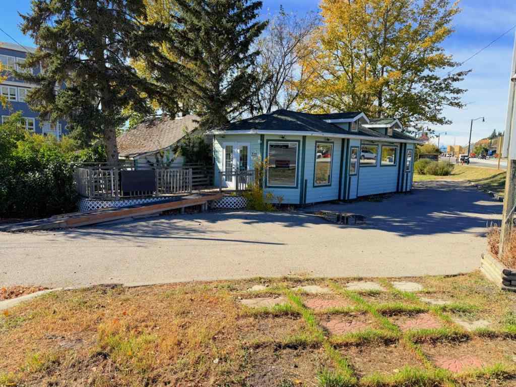 MLS&reg; # A2270604 - 221 Second Ave West   in Downtown Cochrane, Commercial Open Houses