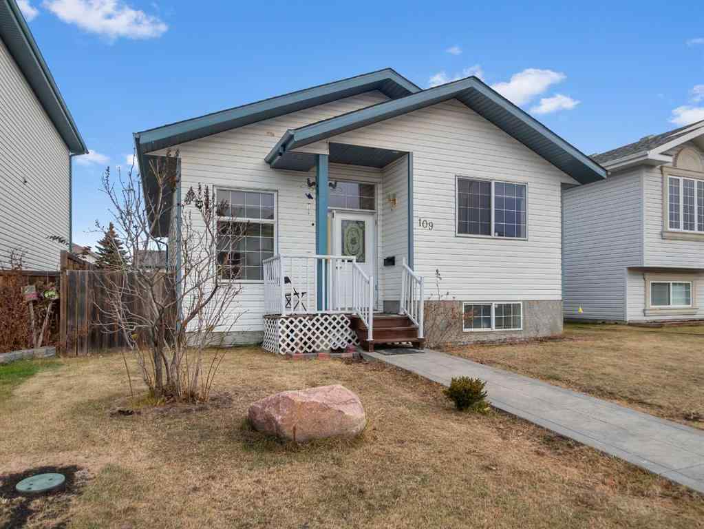 MLS&reg; # A2270607 - 109 Duckering Close  in Devonshire Red Deer, Residential Open Houses
