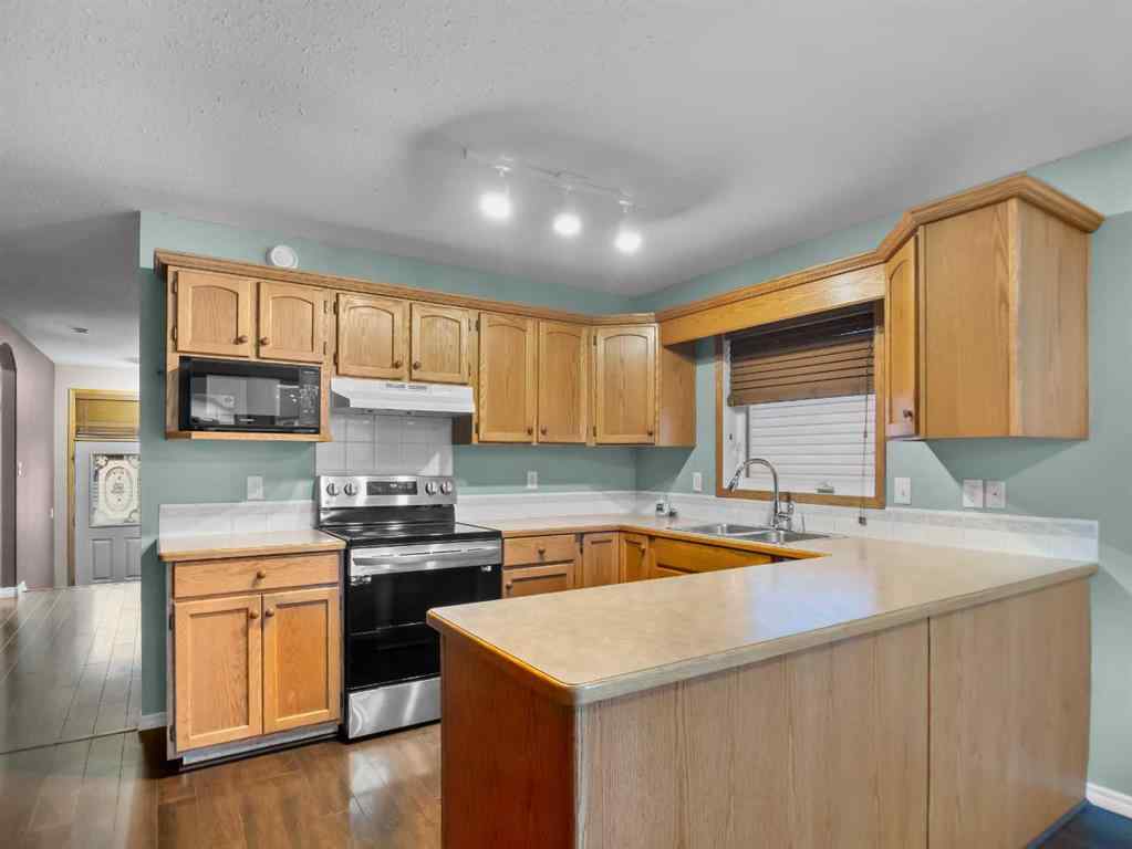 MLS&reg; # A2270607 - 109 Duckering Close  in Devonshire Red Deer, Residential Open Houses