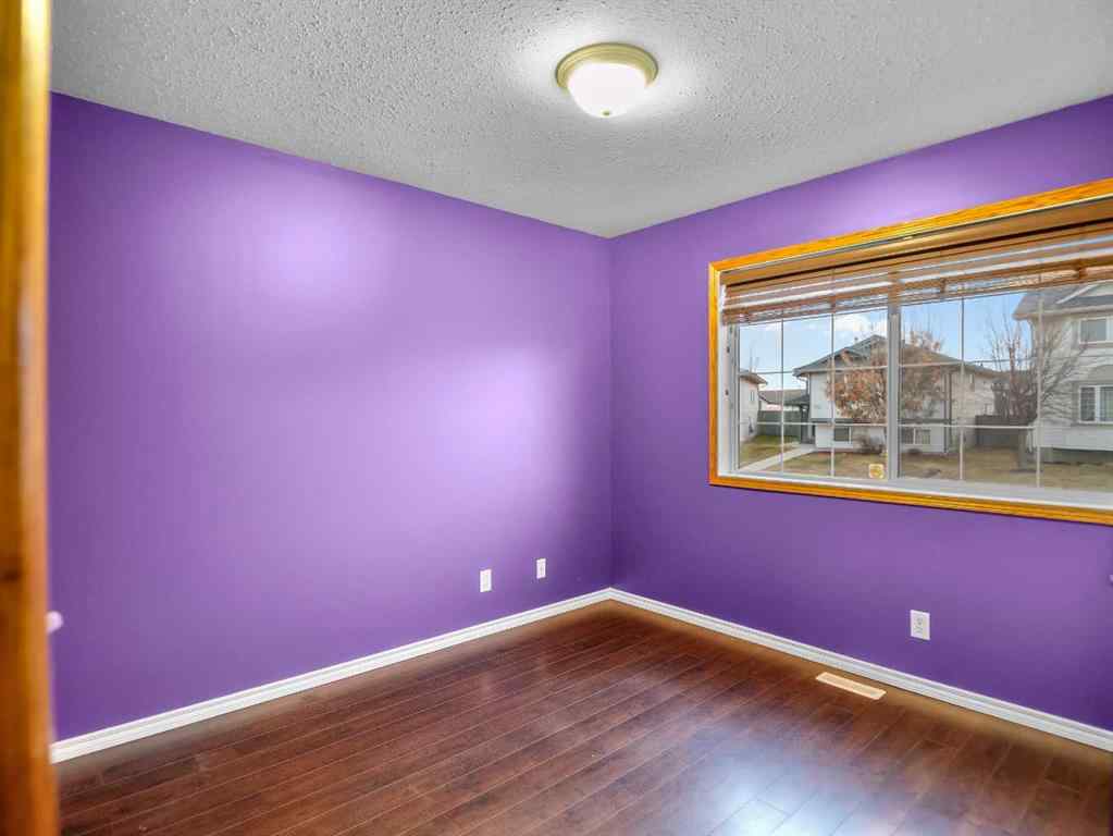 MLS&reg; # A2270607 - 109 Duckering Close  in Devonshire Red Deer, Residential Open Houses