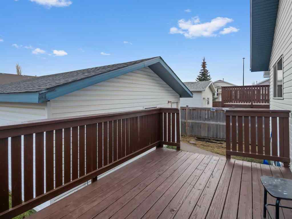 MLS&reg; # A2270607 - 109 Duckering Close  in Devonshire Red Deer, Residential Open Houses