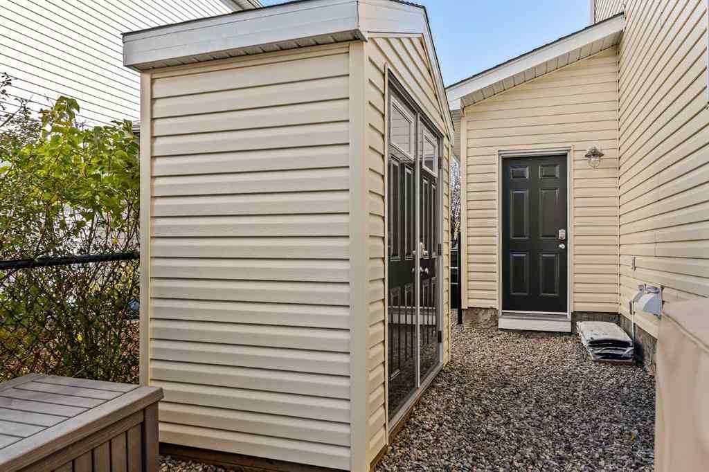 MLS&reg; # A2270608 - 42 Drake Landing Drive  in Drake Landing Okotoks, Residential Open Houses