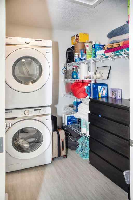 MLS&reg; # A2270612 - 1584 Rangeview Drive SE in Rangeview Calgary, Rental Open Houses