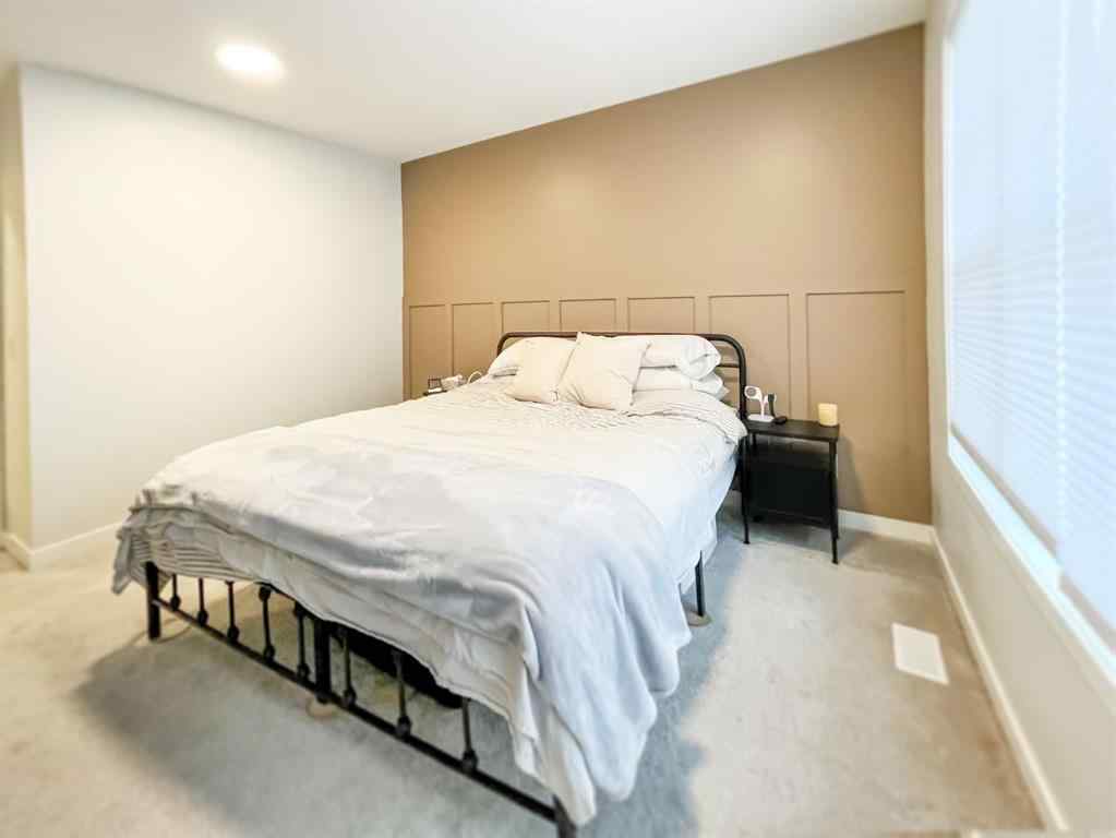 MLS&reg; # A2270612 - 1584 Rangeview Drive SE in Rangeview Calgary, Rental Open Houses