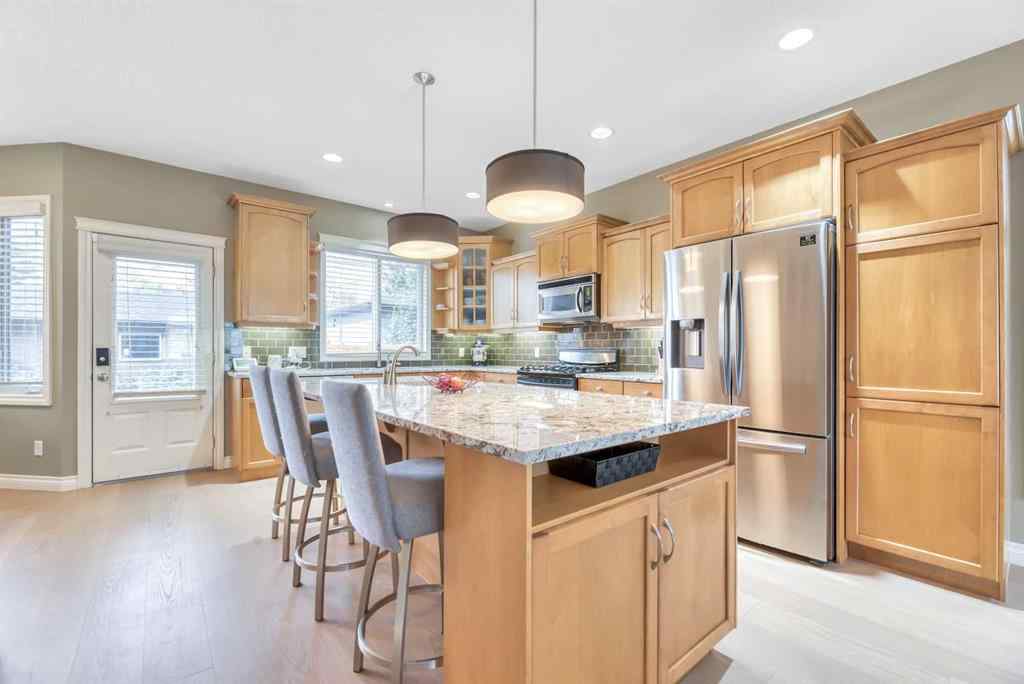 MLS&reg; # A2270613 - 2605 30 Street SW in Killarney/Glengarry Calgary, Residential Open Houses