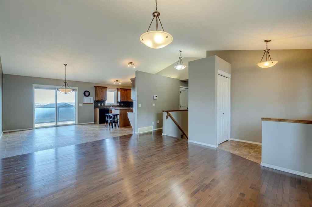 MLS&reg; # A2270614 - 417 Sunrise Hill  in NONE Diamond Valley, Residential Open Houses