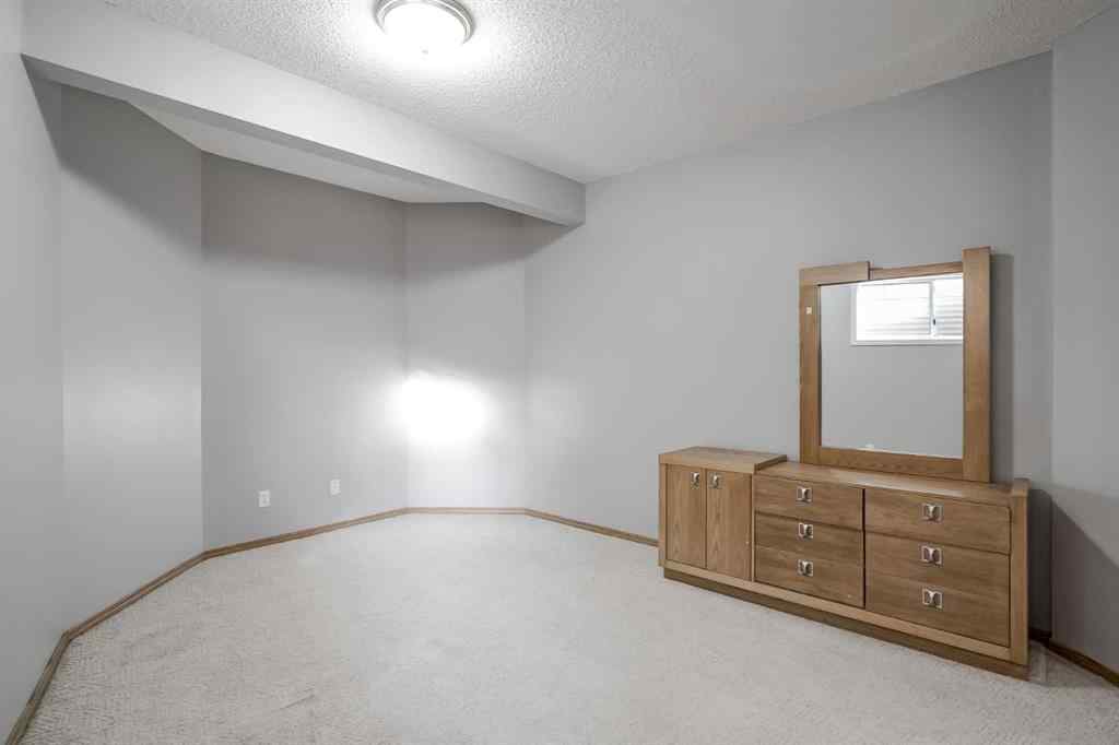 MLS&reg; # A2270620 - 60 Mckenzie Lake Crescent SE in McKenzie Lake Calgary, Residential Open Houses