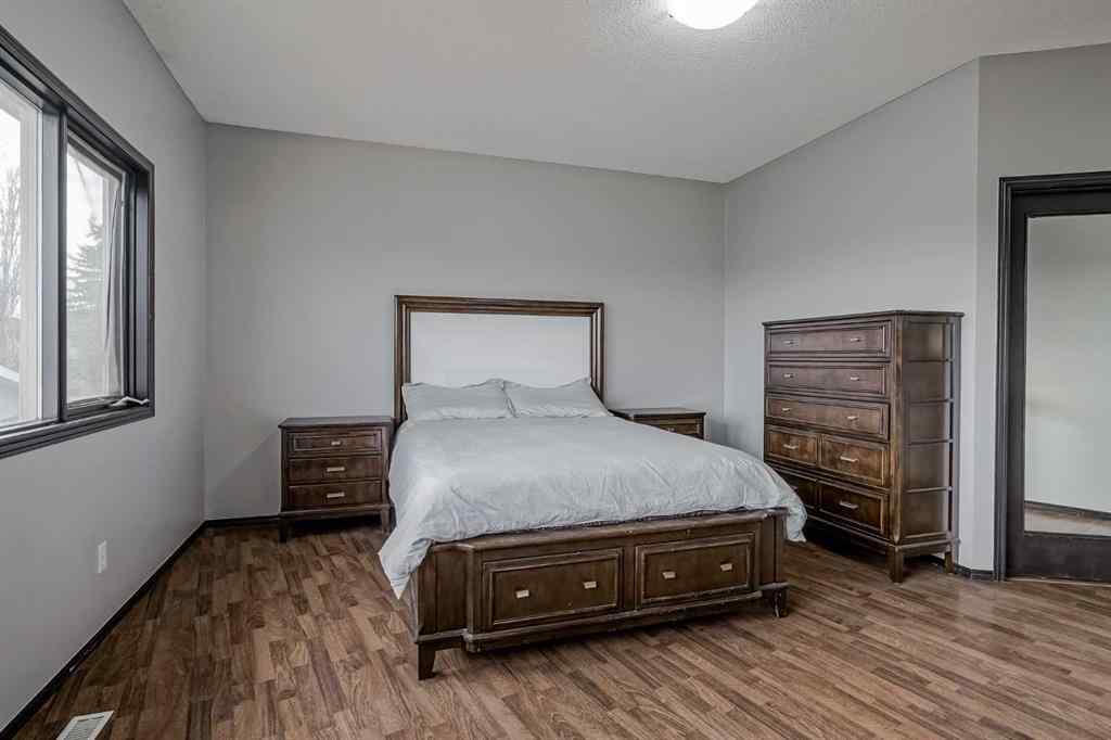 MLS&reg; # A2270620 - 60 Mckenzie Lake Crescent SE in McKenzie Lake Calgary, Residential Open Houses