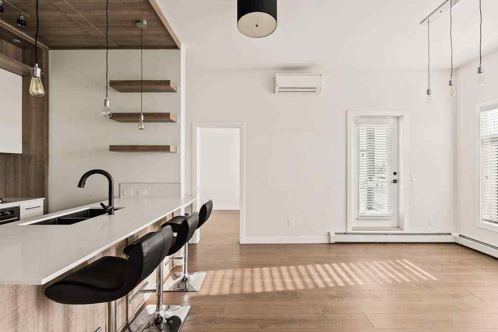 MLS® A2270626 - Unit #403 2702 17 Avenue SW in Shaganappi Calgary, Residential