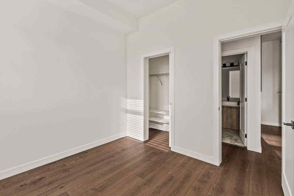 MLS® A2270626 - Unit #403 2702 17 Avenue SW in Shaganappi Calgary, Residential