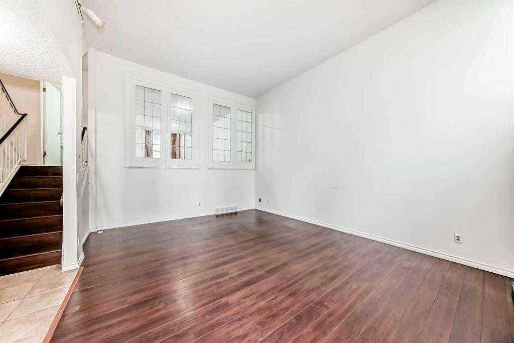 MLS® # A2270636 - Unit #5 5400 Dalhousie Drive NW in Dalhousie Calgary, Residential Open Houses