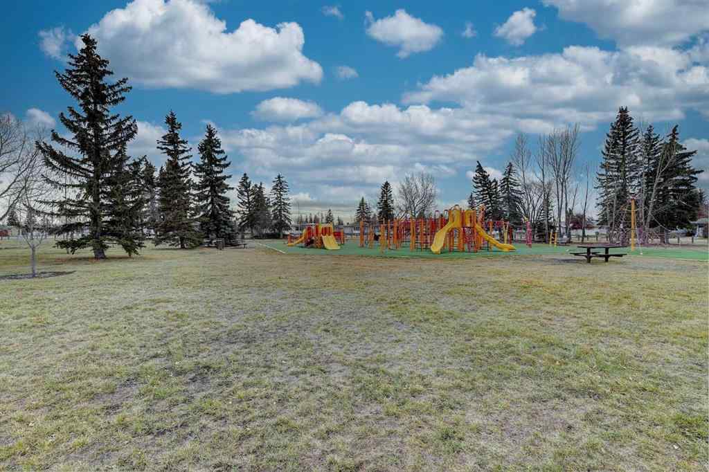 MLS&reg; # A2270643 - 10213 114A Avenue  in Avondale Grande Prairie, Residential Open Houses