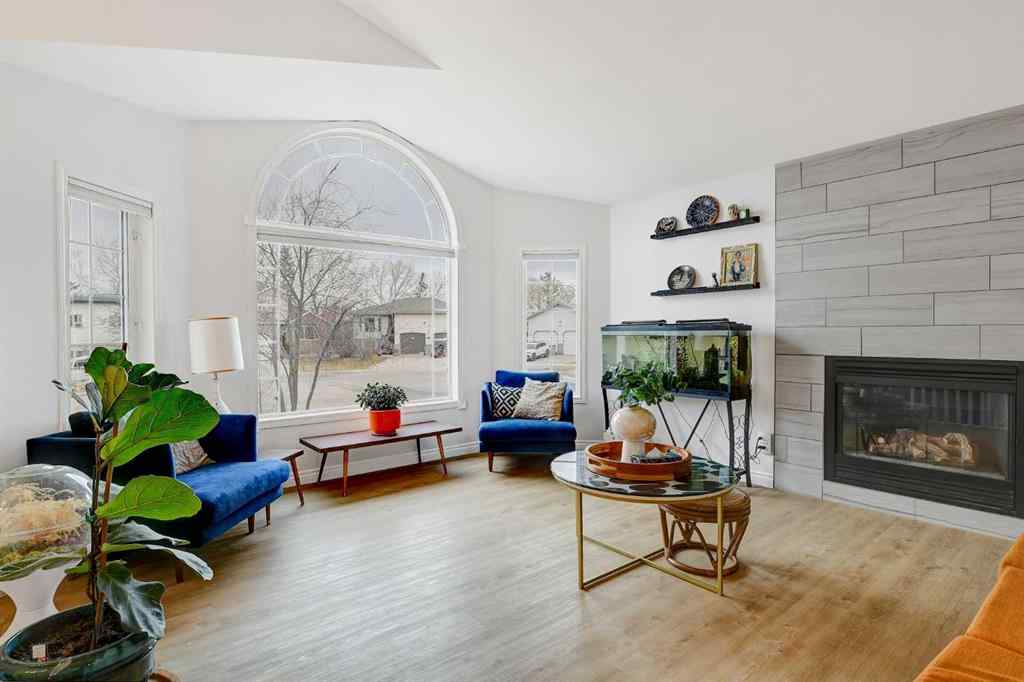 MLS&reg; # A2270643 - 10213 114A Avenue  in Avondale Grande Prairie, Residential Open Houses