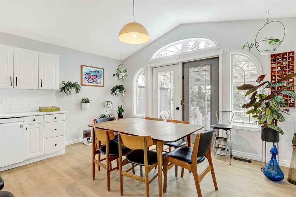 MLS&reg; # A2270643 - 10213 114A Avenue  in Avondale Grande Prairie, Residential Open Houses