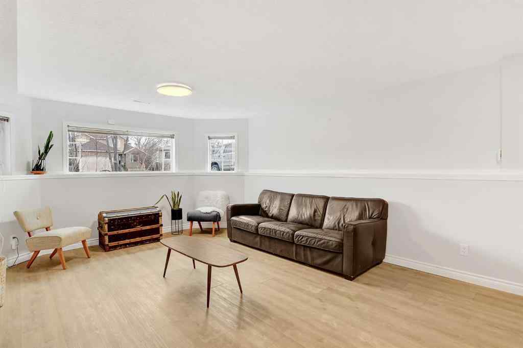 MLS&reg; # A2270643 - 10213 114A Avenue  in Avondale Grande Prairie, Residential Open Houses