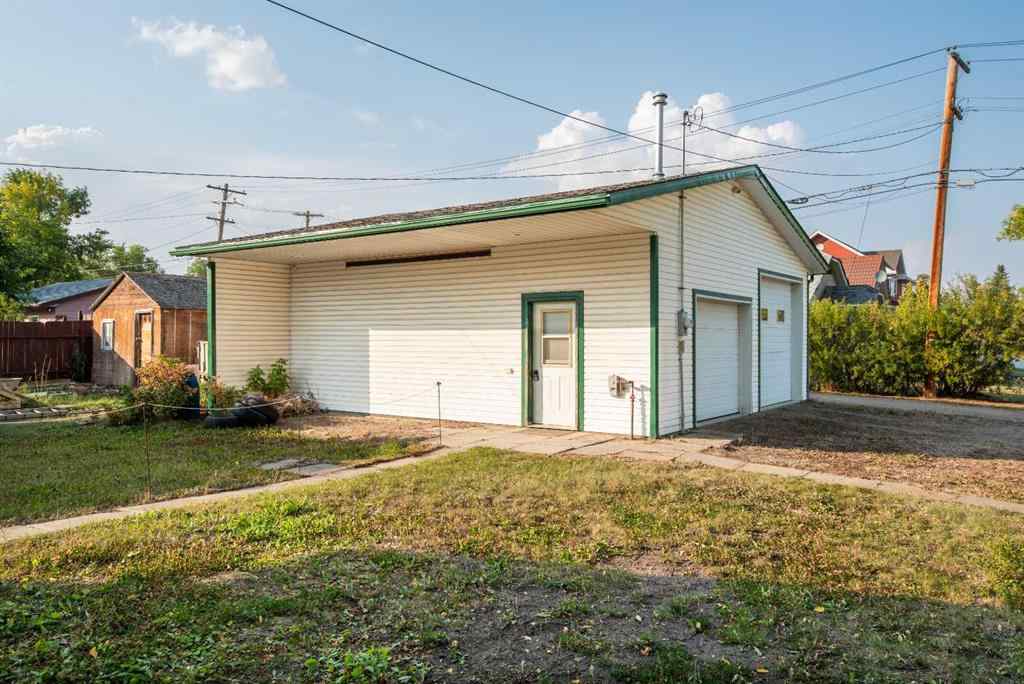 MLS&reg; # A2270646 - 402 Main Street  in NONE Trochu, Residential Open Houses