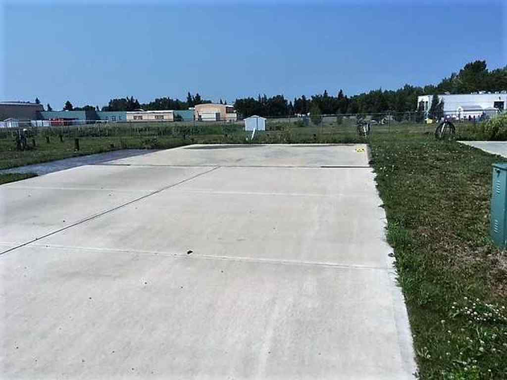 MLS&reg; # A2270653 - 3 Cherry Lane SE in NONE Three Hills, Land Open Houses