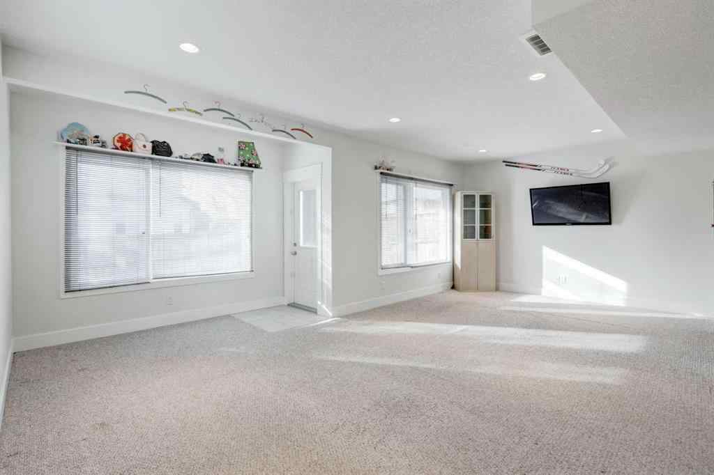 MLS&reg; # A2270660 - 6 Heritage View  in Heritage Hills Cochrane, Residential Open Houses