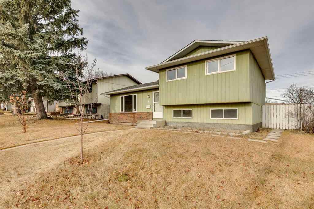 MLS&reg; # A2270662 - 4 Lake Huron Place SE in Bonavista Downs Calgary, Residential Open Houses
