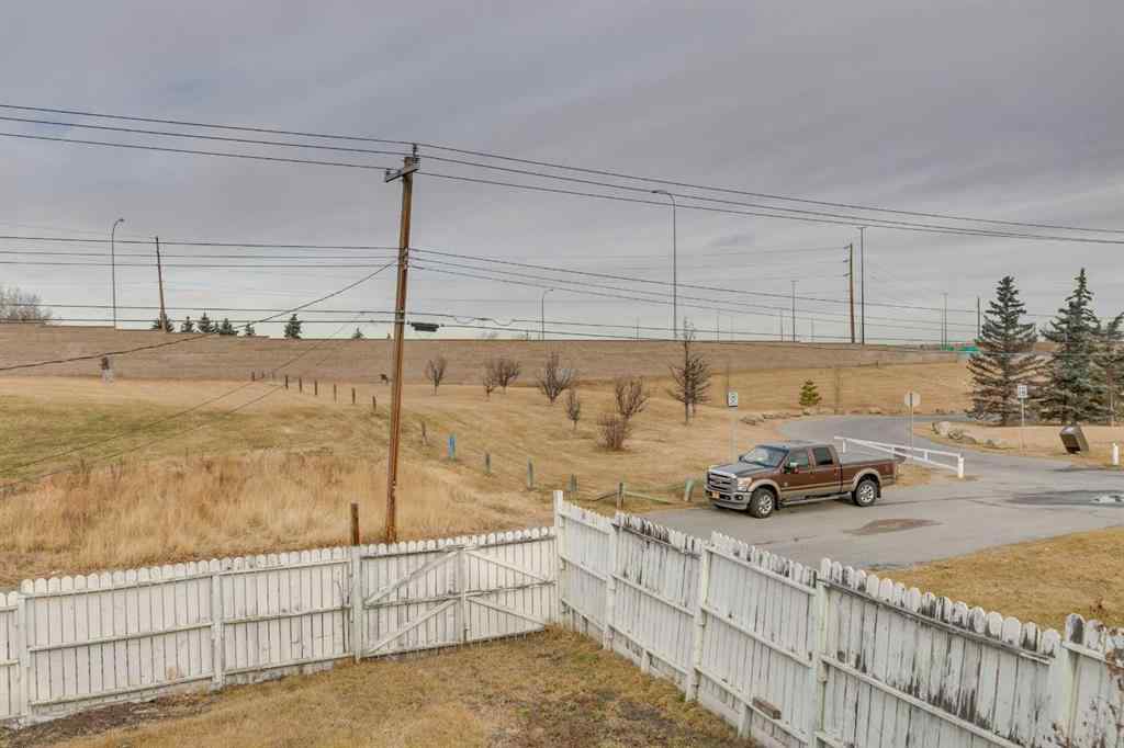 MLS&reg; # A2270662 - 4 Lake Huron Place SE in Bonavista Downs Calgary, Residential Open Houses