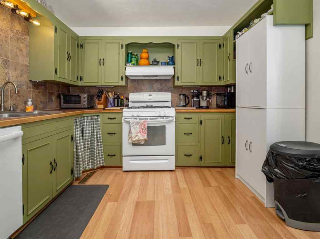 MLS&reg; # A2270667 - 740 First Avenue  in NONE Beaver Mines, Residential Open Houses