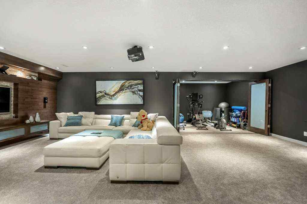 MLS® A2270668 - 92 Everoak Circle SW in Evergreen Calgary, Residential