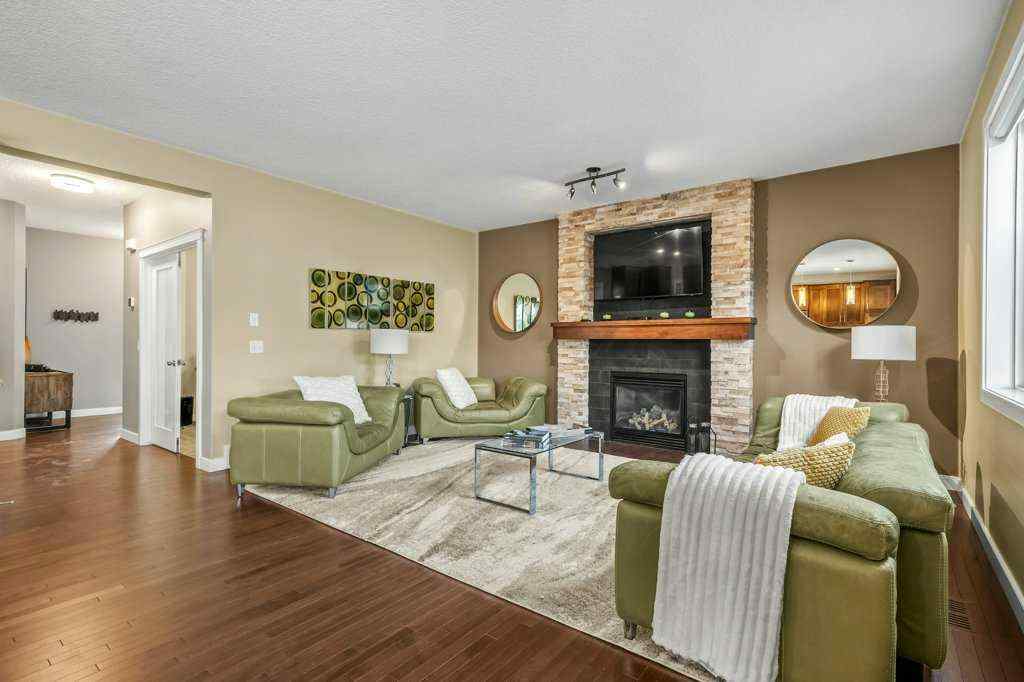 MLS® A2270668 - 92 Everoak Circle SW in Evergreen Calgary, Residential