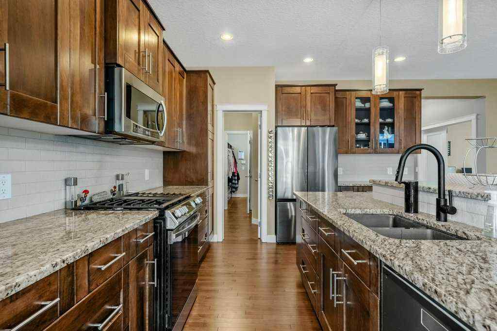 MLS® A2270668 - 92 Everoak Circle SW in Evergreen Calgary, Residential