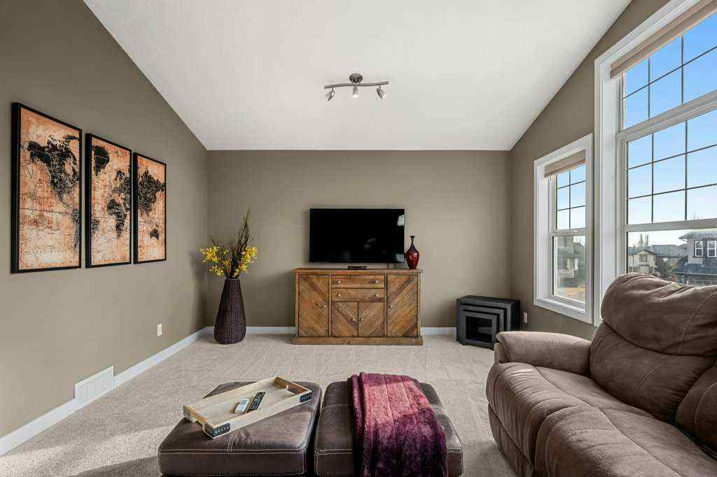 MLS® A2270668 - 92 Everoak Circle SW in Evergreen Calgary, Residential