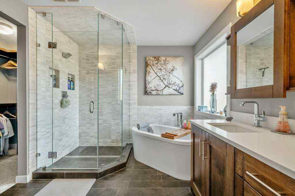 MLS® A2270668 - 92 Everoak Circle SW in Evergreen Calgary, Residential