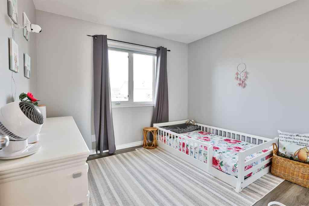 MLS&reg; # A2270673 - 455 Blackfoot Manor W in Indian Battle Heights Lethbridge, Residential Open Houses