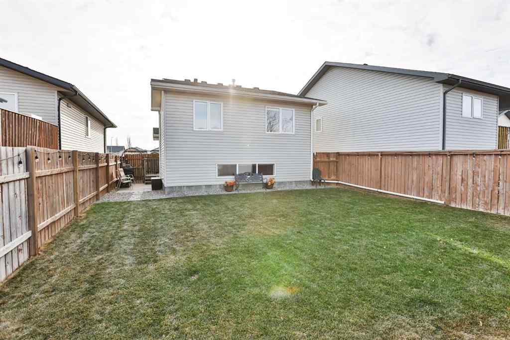 MLS&reg; # A2270673 - 455 Blackfoot Manor W in Indian Battle Heights Lethbridge, Residential Open Houses