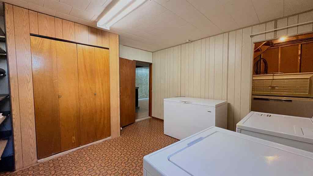 MLS&reg; # A2270675 - 1030 15 Avenue  in NONE Wainwright, Residential Open Houses