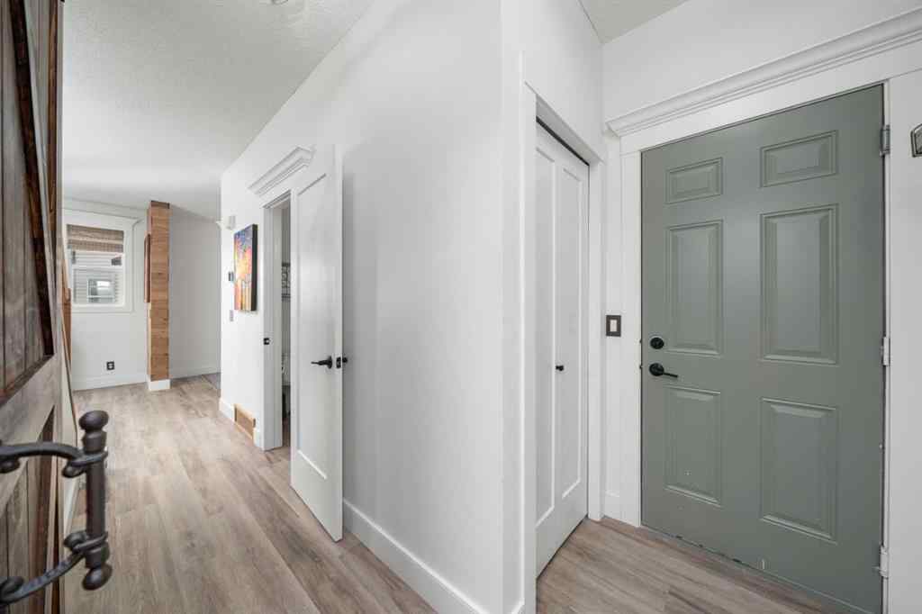 MLS® # A2270676 - 18 Cimarron Grove Bay  in Cimarron Grove Okotoks, Residential Open Houses