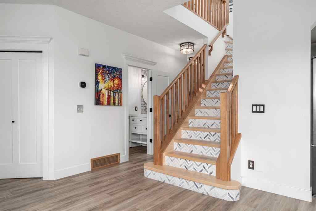 MLS® # A2270676 - 18 Cimarron Grove Bay  in Cimarron Grove Okotoks, Residential Open Houses