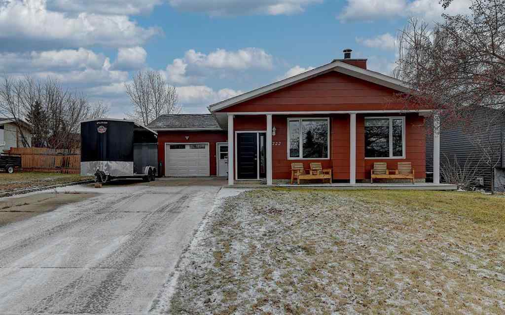 MLS&reg; # A2270681 - 722 Oak Drive  in NONE Beaverlodge, Residential Open Houses