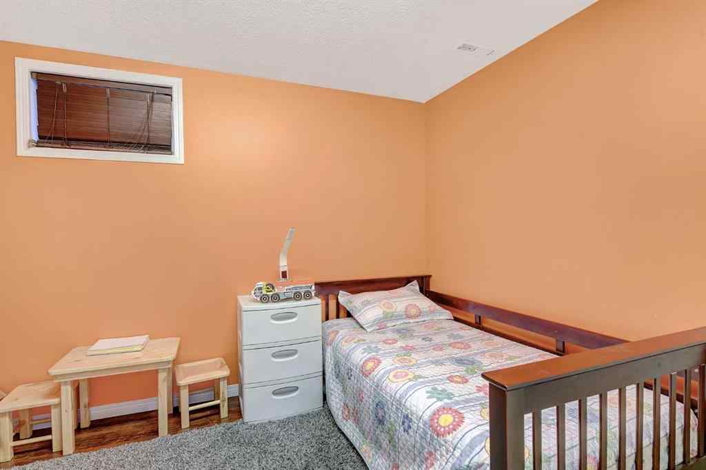 MLS&reg; # A2270681 - 722 Oak Drive  in NONE Beaverlodge, Residential Open Houses